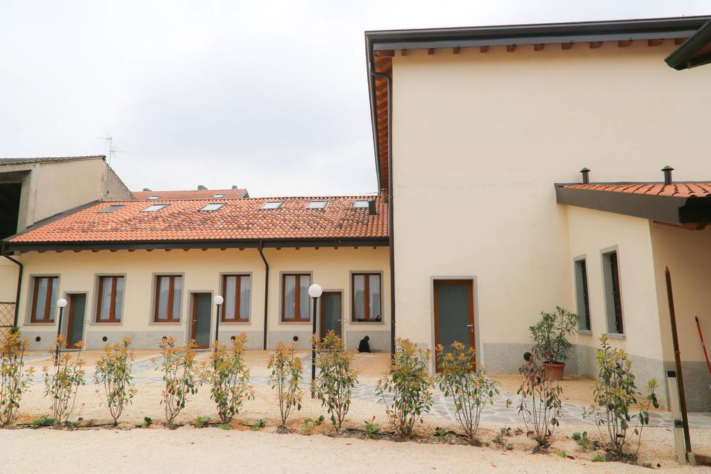 Agriturismo Cascina Della Fontana Lodi Bagian luar foto