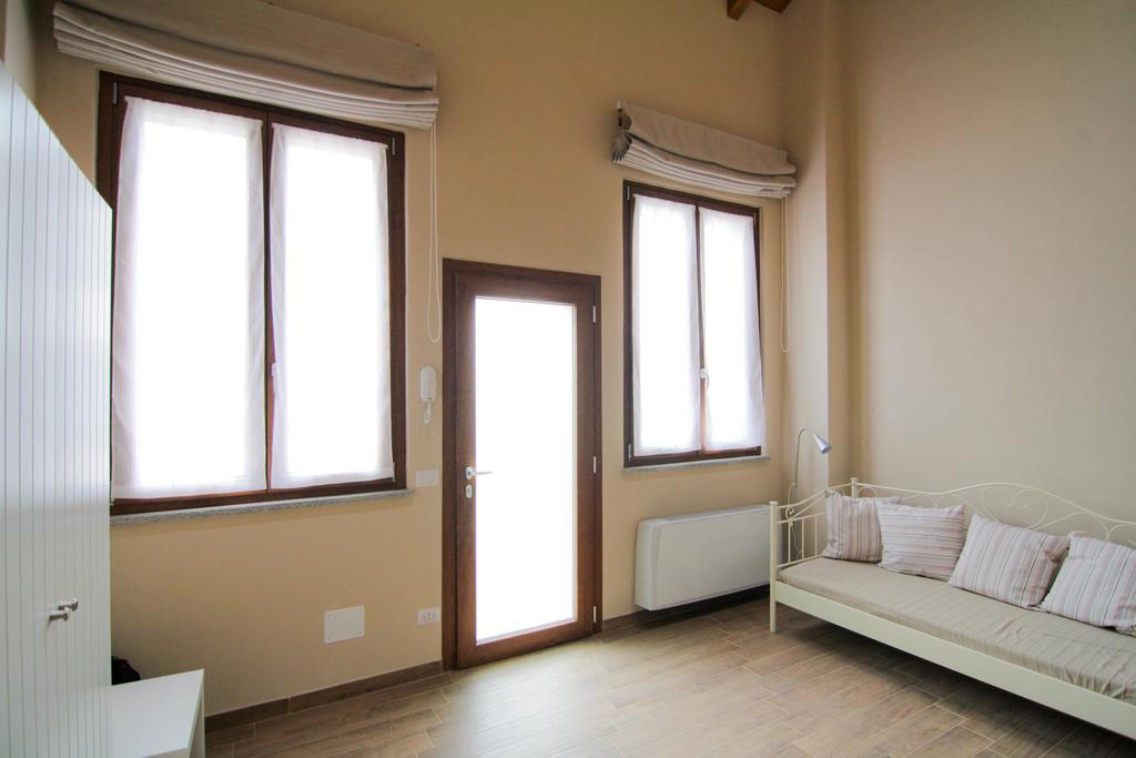 Agriturismo Cascina Della Fontana Lodi Ruang foto