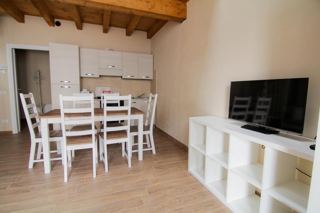 Agriturismo Cascina Della Fontana Lodi Ruang foto