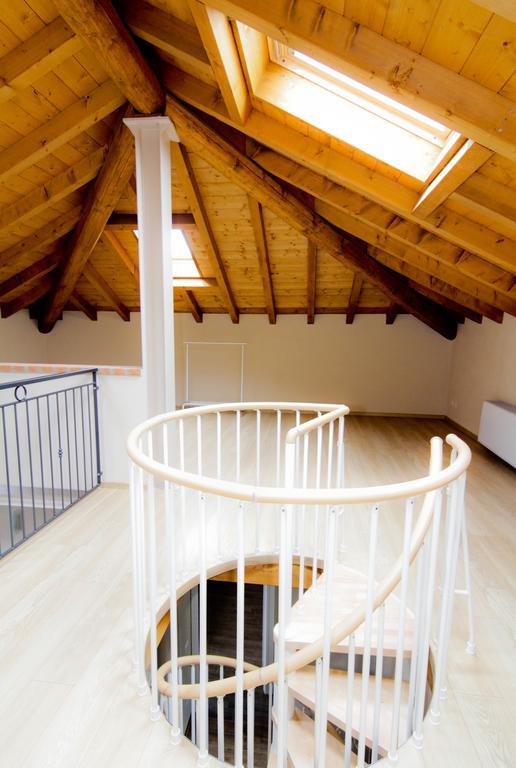 Agriturismo Cascina Della Fontana Lodi Ruang foto