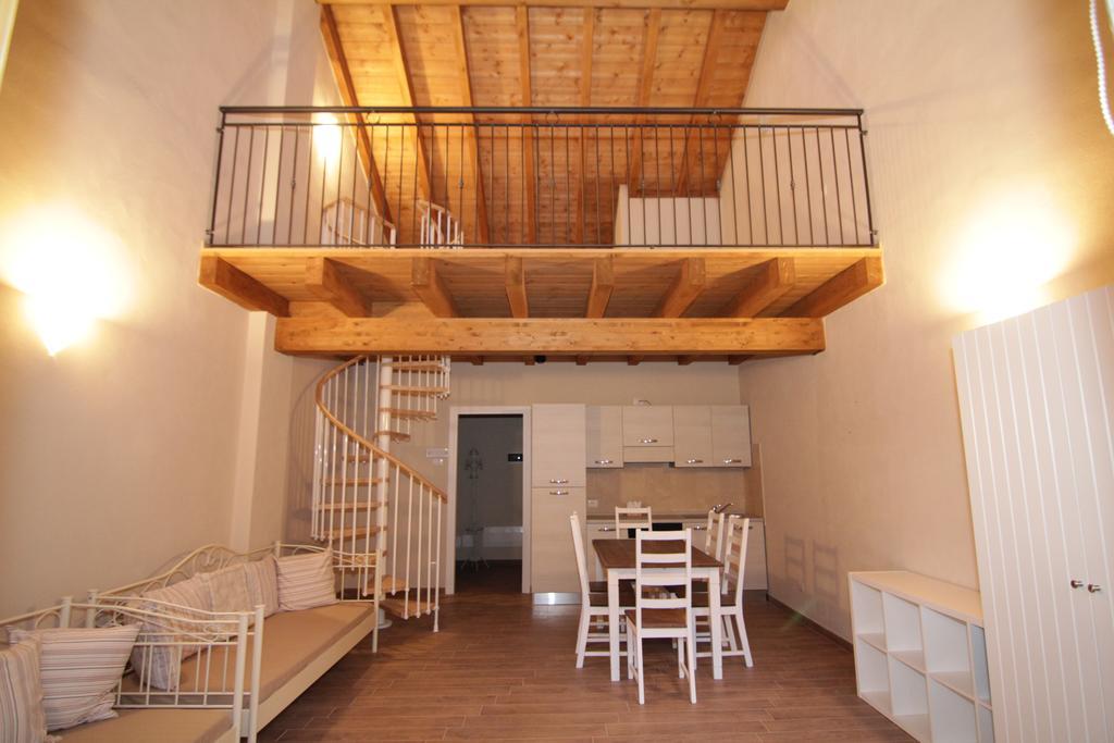 Agriturismo Cascina Della Fontana Lodi Ruang foto