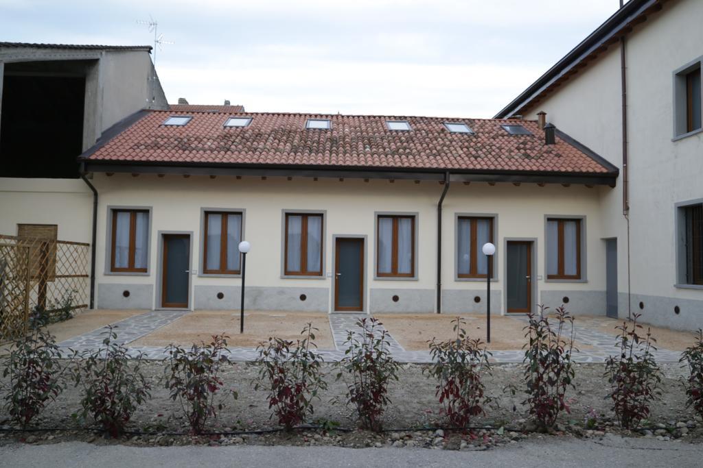 Agriturismo Cascina Della Fontana Lodi Bagian luar foto